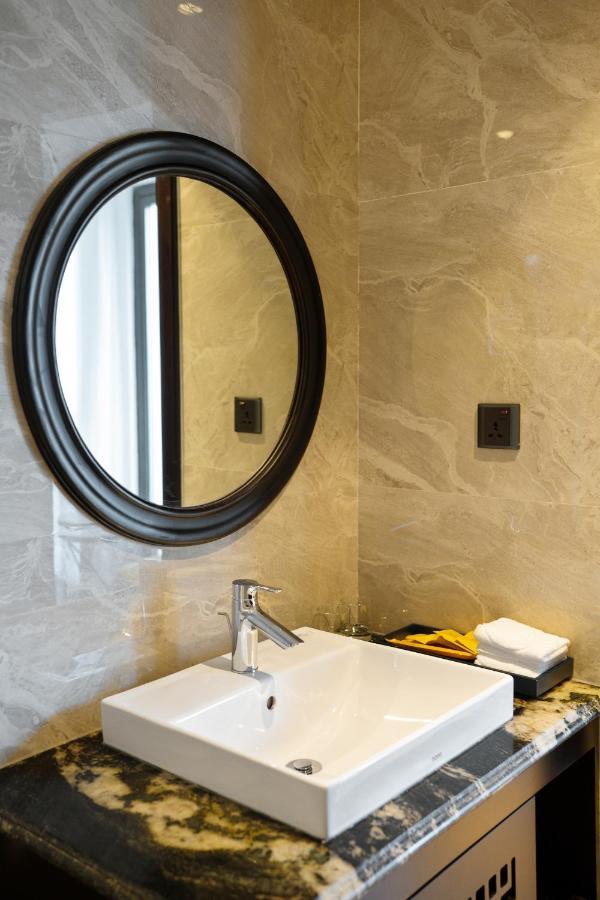The Almin Hotel ฮาลอง ภายนอก รูปภาพ